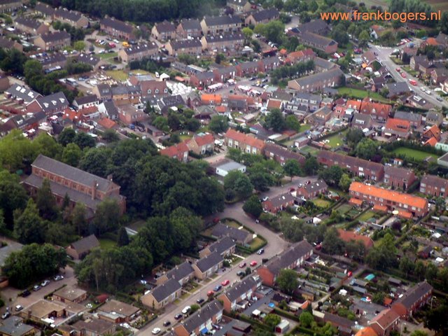 luchtfoto kerk lepelstraat