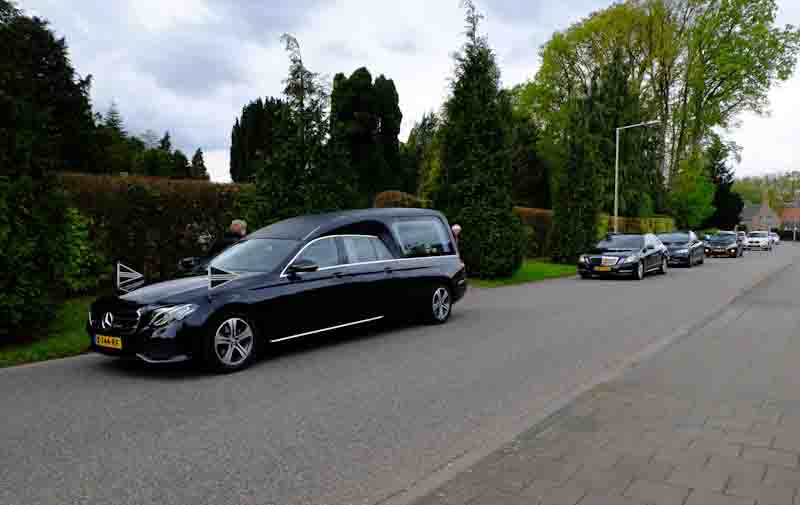 hoofdingang begraafplaats