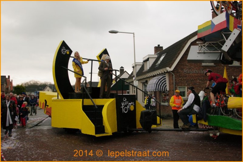 lepelstraatoptocht2014097.jpg