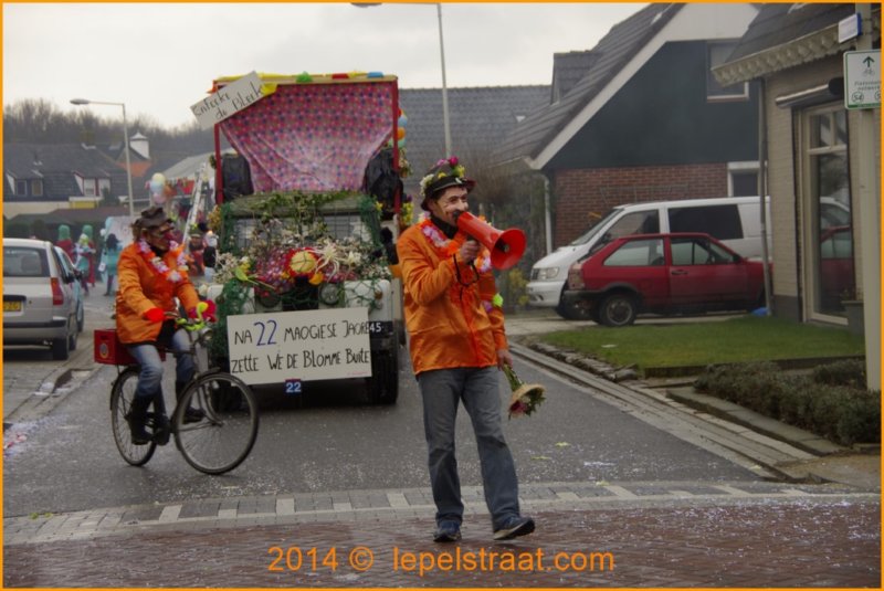 lepelstraatoptocht2014108.jpg