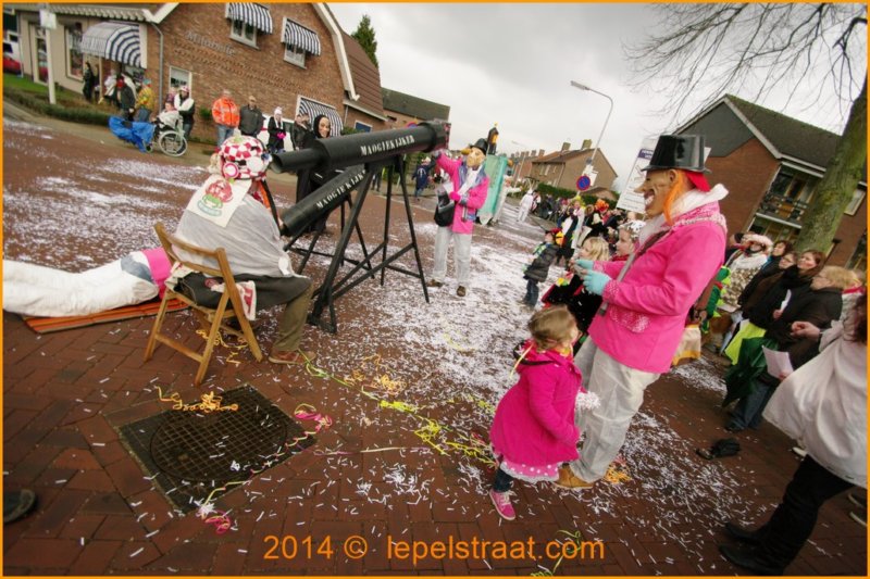 lepelstraatoptocht2014134.jpg