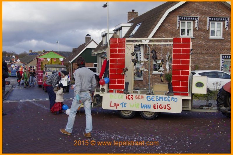 carnavaloptocht2015015.jpg