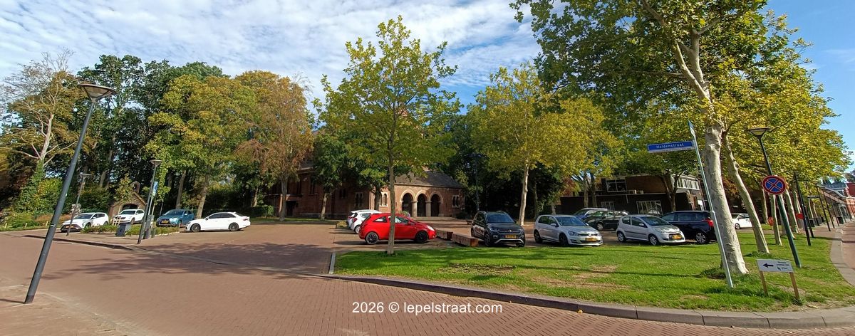 parkeren bij de kerk in Lepelstraat