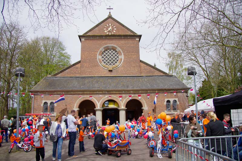 Koningsdag 2025 bloemenmarkt Lepelstraat