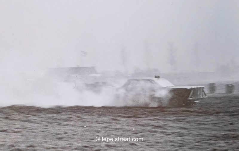 rook pluimen auto cros